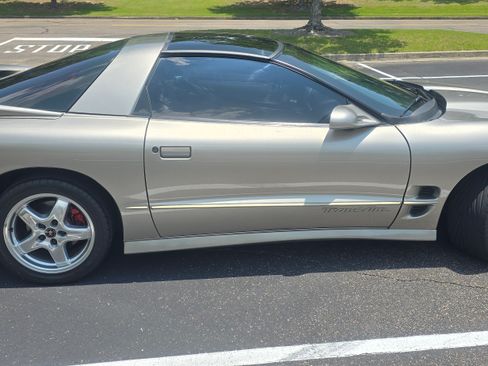 Used 2002 Pontiac Firebird Trans Am RWD image 8