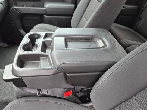 Used 2021 Chevrolet Silverado 1500 Custom image 8