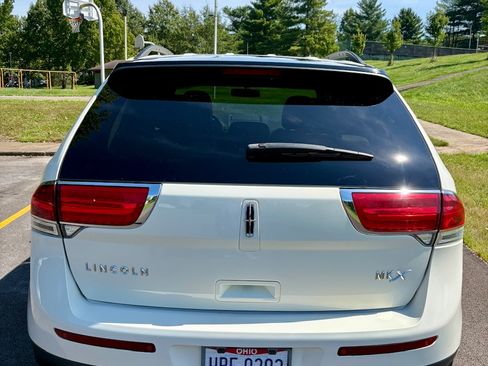 Used 2013 Lincoln MKX FWD w/ Wood Pkg image 6