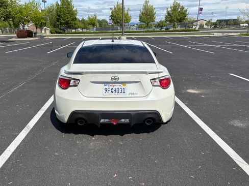 Used 2013 Scion FR-S image 4