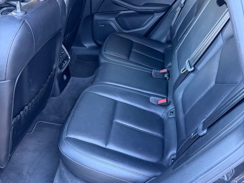 Used 2017 Porsche Macan S image 9