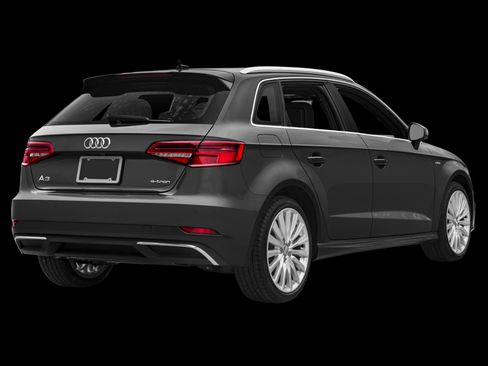 Used 2018 Audi A3 e-tron Premium Plus w/ Premium Plus Package image 5