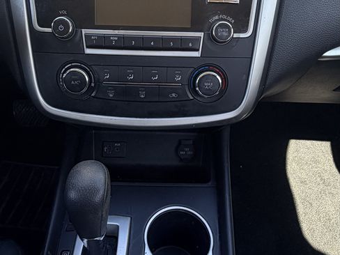 Used 2018 Nissan Altima 2.5 S w/ S Convenience Package image 21