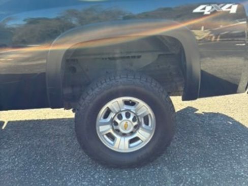 Used 2009 Chevrolet Silverado 3500 LTZ w/ LTZ Plus Package AWD/4WD image 23