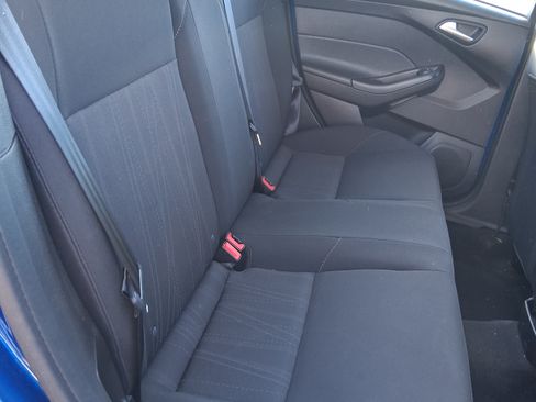 Used 2018 Ford Focus SE image 9
