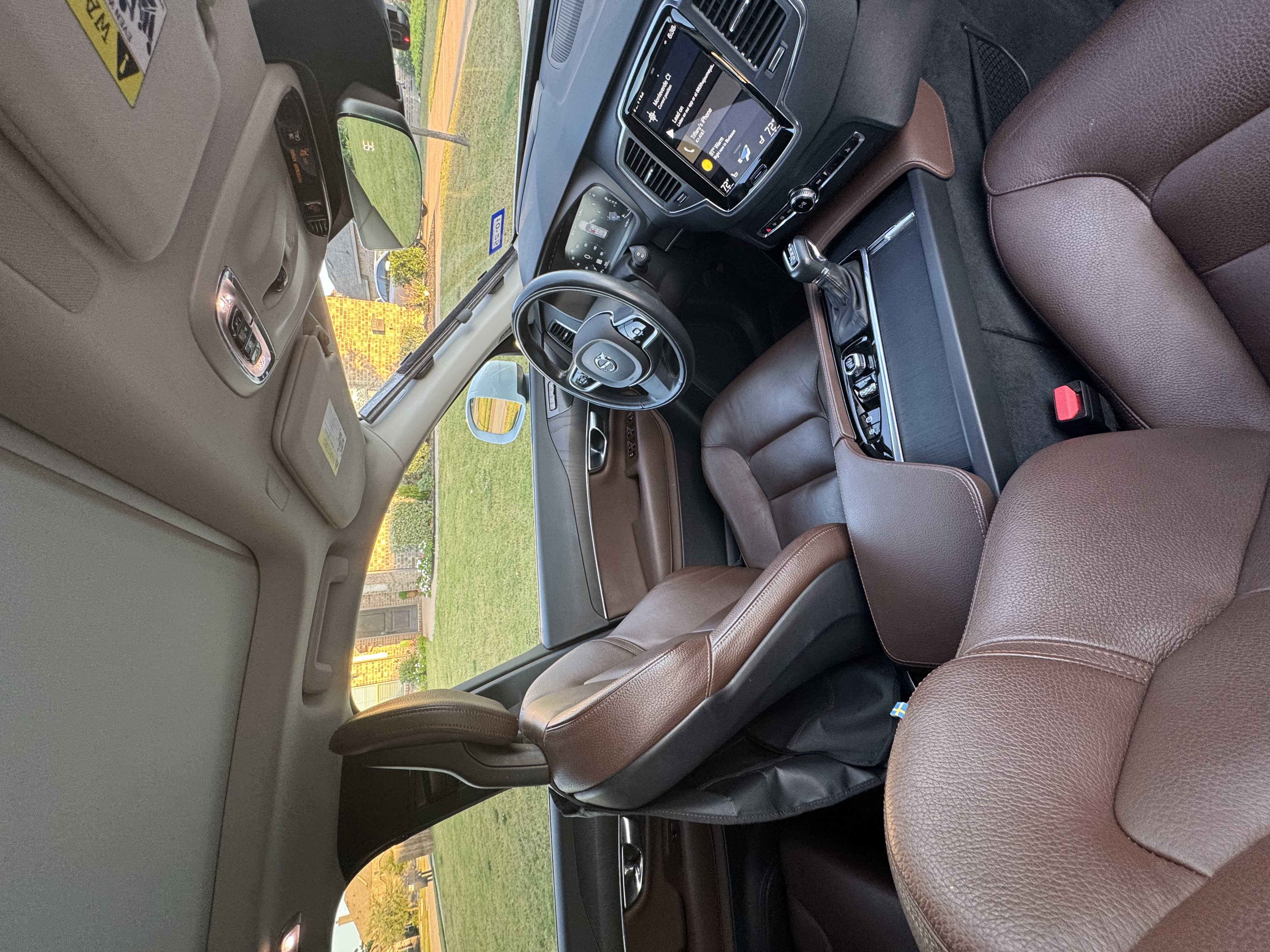 Used 2020 Volvo XC90 T6 Momentum AWD/4WD image 13