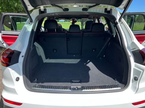 Used 2015 Porsche Cayenne Diesel image 24