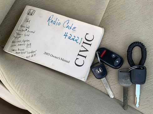 Used 2003 Honda Civic LX image 27