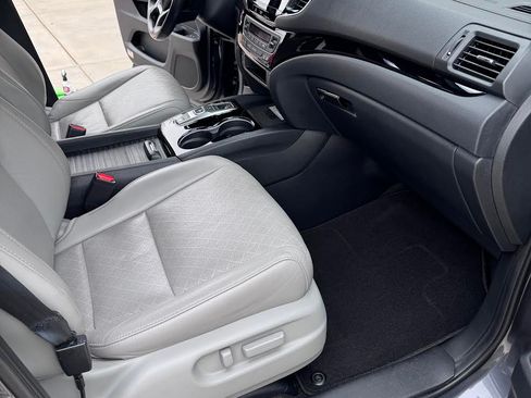 Used 2019 Honda Passport Elite image 2