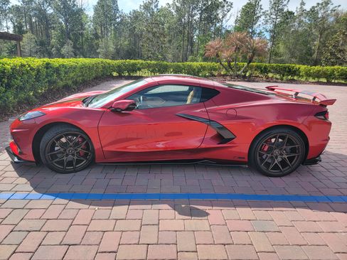 Used 2025 Chevrolet Corvette Stingray 3LT w/ Z51 Performance Package image 8