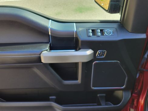 Used 2018 Ford F150 Lariat w/ Equipment Group 502A Luxury image 17