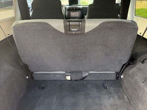 Used 2005 Jeep Wrangler Unlimited image 16