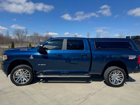 Used 2024 RAM 2500 Big Horn w/ Sport Appearance Package image 2