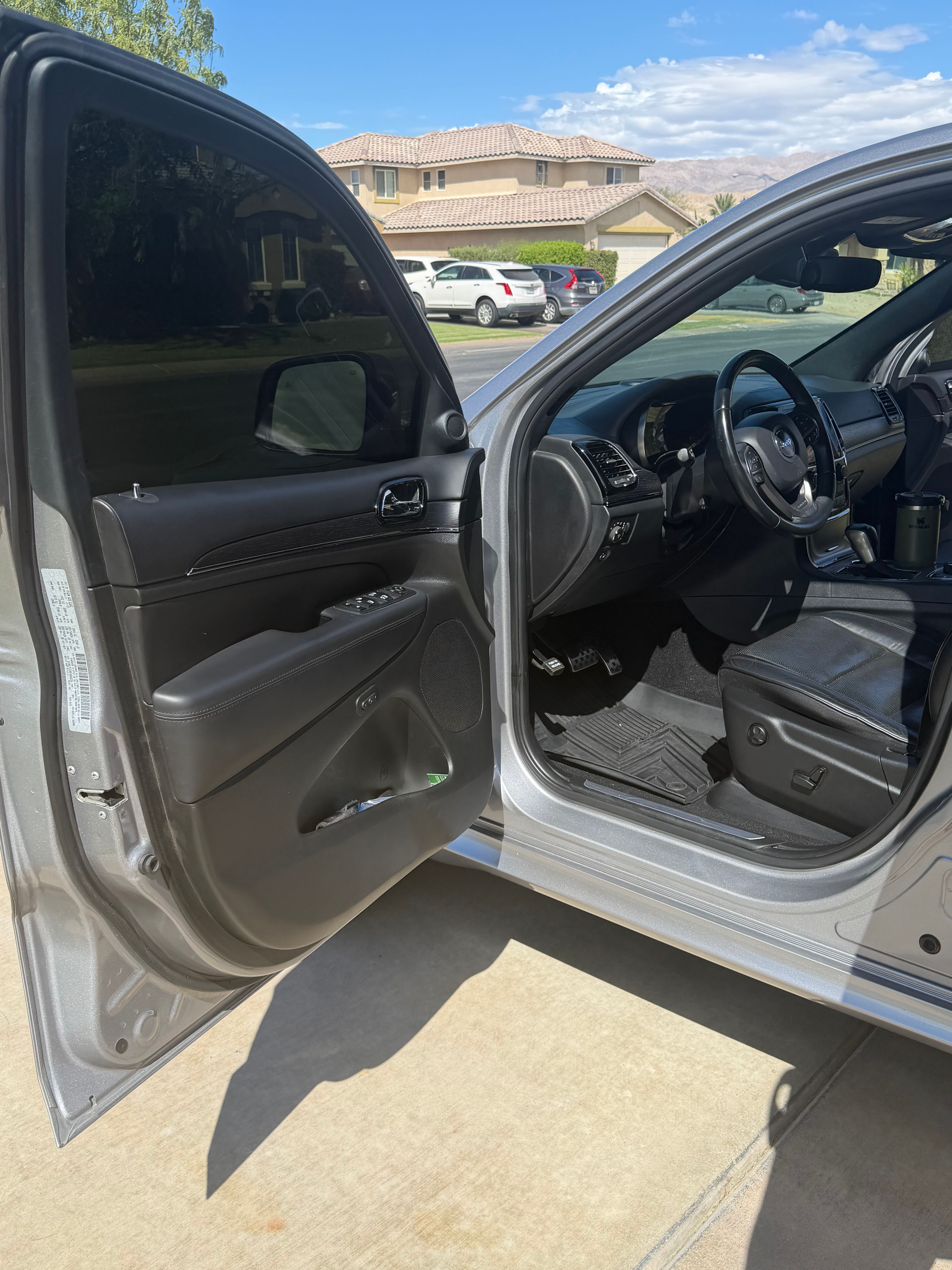 Used 2019 Jeep Grand Cherokee High Altitude AWD/4WD image 12