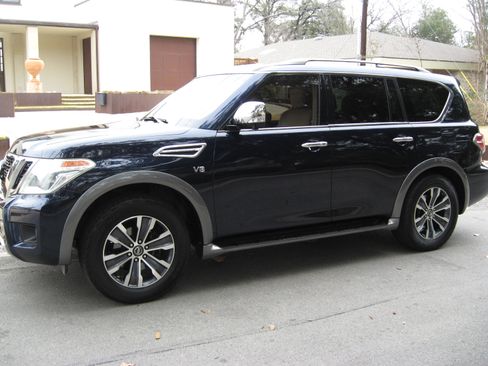 Used 2017 Nissan Armada SL w/ Moonroof Package image 17