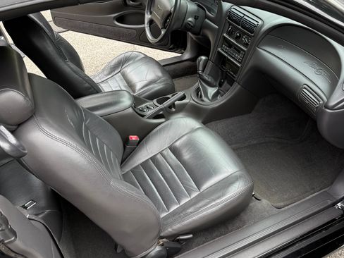 Used 1999 Ford Mustang GT RWD image 5