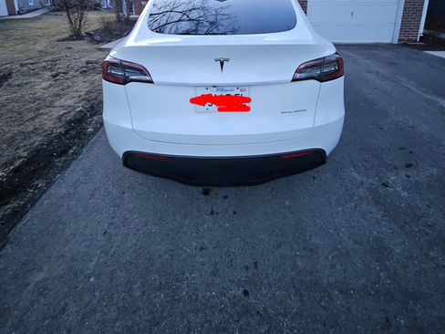 Used 2023 Tesla Model Y Long Range image 6