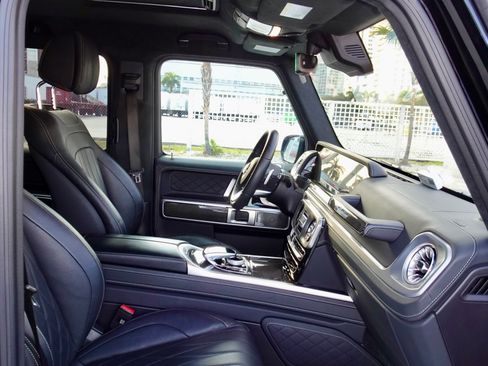 Used 2023 Mercedes-Benz G 550 image 12