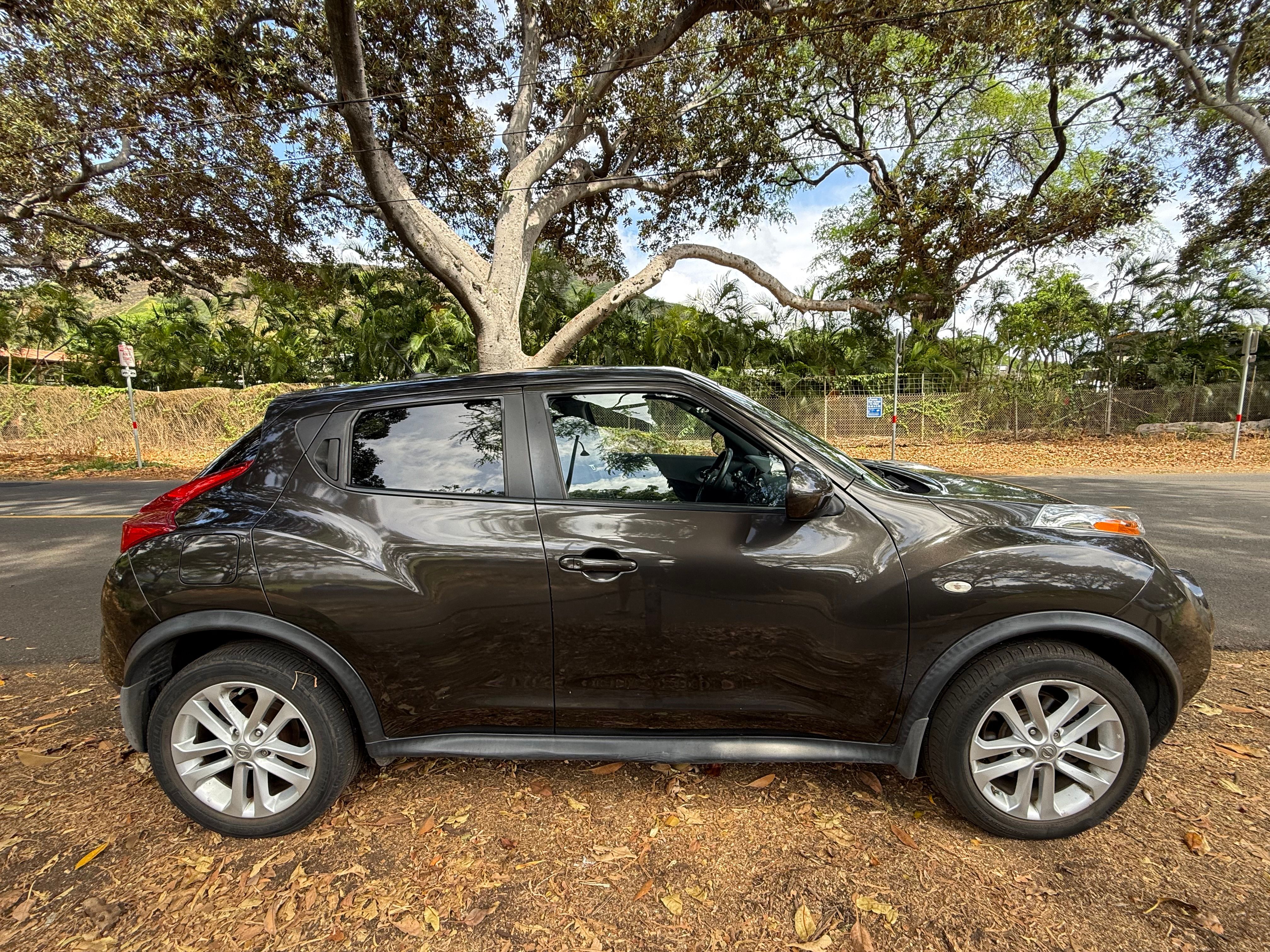 Used 2011 Nissan Juke SV FWD image 6
