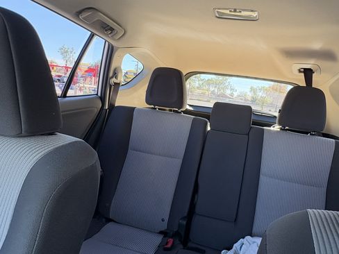 Used 2013 Toyota RAV4 LE image 5