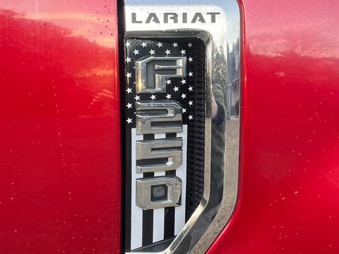 Used 2017 Ford F250 Lariat w/ Lariat Value Package image 10