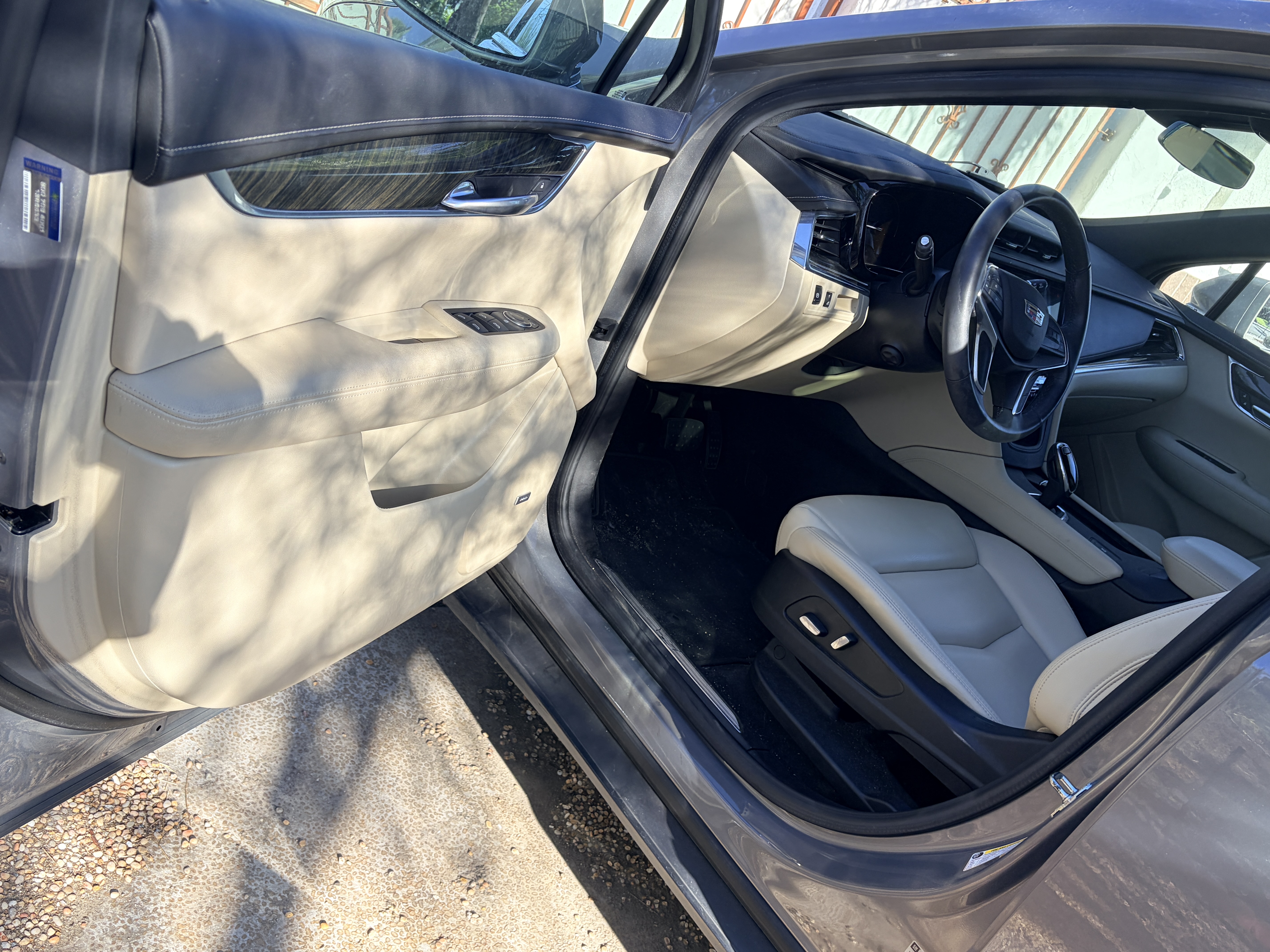 Used 2017 Cadillac XT5 FWD image 10
