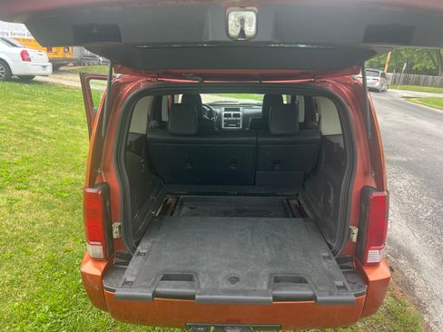 Used 2007 Dodge Nitro SLT AWD/4WD image 12