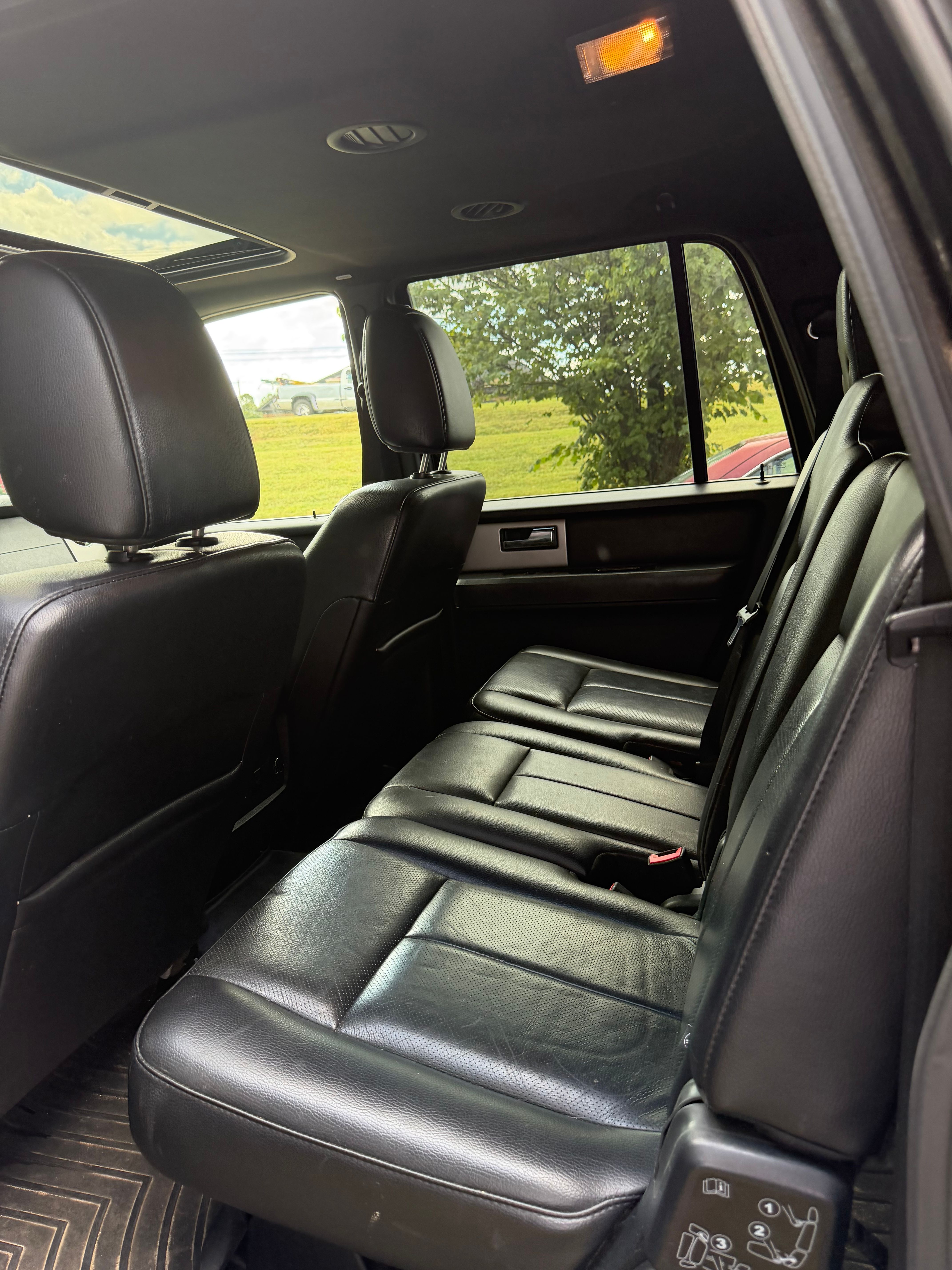 Used 2017 Ford Expedition EL Limited AWD/4WD image 27