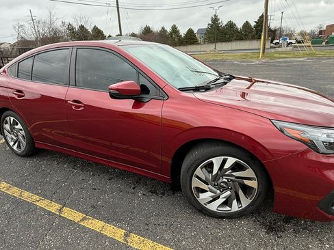 Used 2023 Subaru Legacy Limited image 5