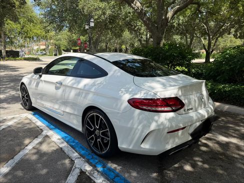 Used 2019 Mercedes-Benz C 300 Coupe image 8