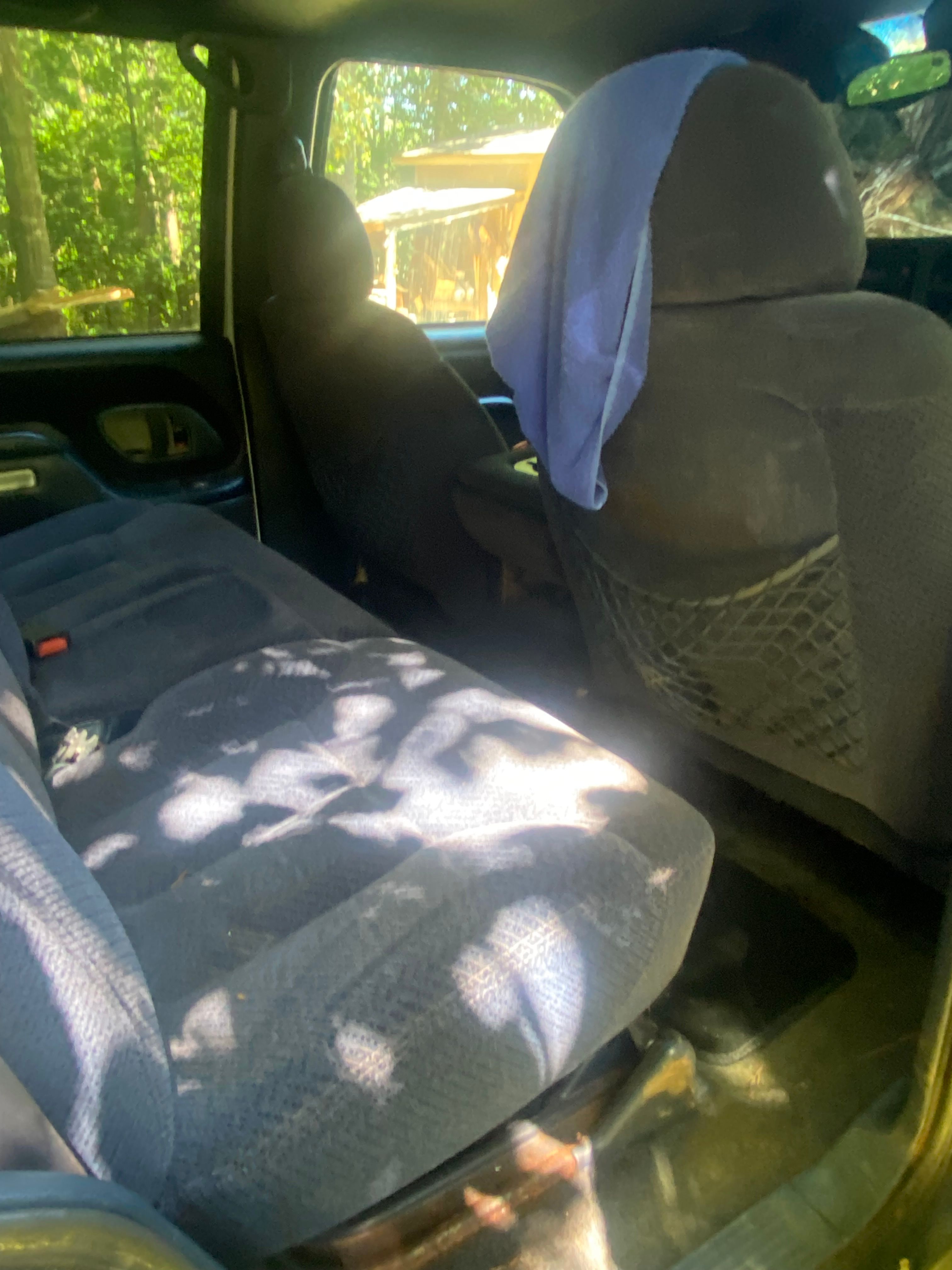 Used 1999 Chevrolet Tahoe 4WD w/ Skid Plate Pkg image 2