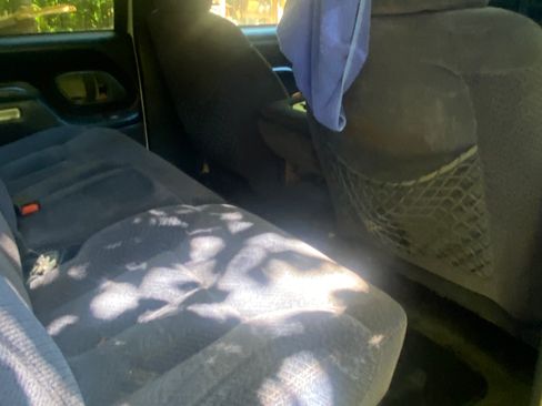 Used 1999 Chevrolet Tahoe 4WD w/ Skid Plate Pkg image 2
