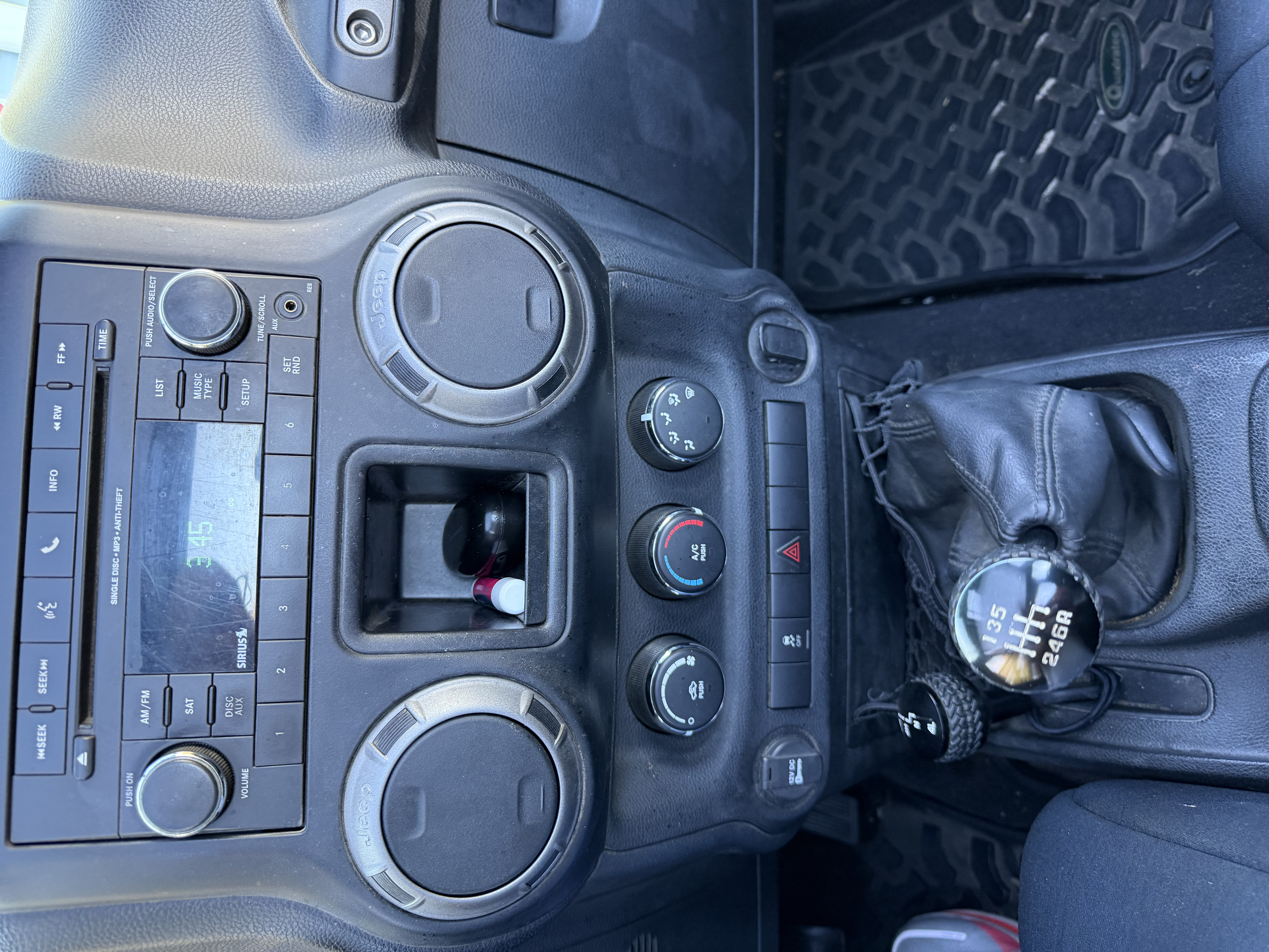 Used 2012 Jeep Wrangler Sport AWD/4WD image 16