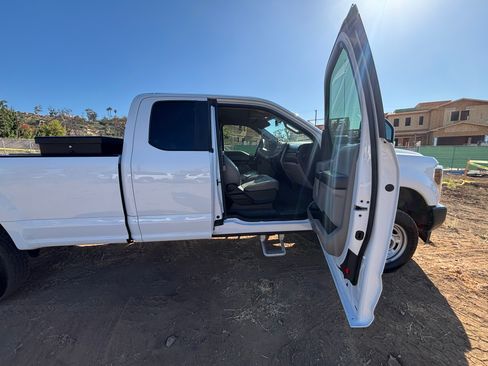 Used 2019 Ford F250 XL w/ Power Equipment Group AWD/4WD image 11