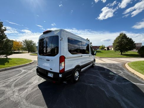 Used 2020 Ford Transit 150 XLT image 6