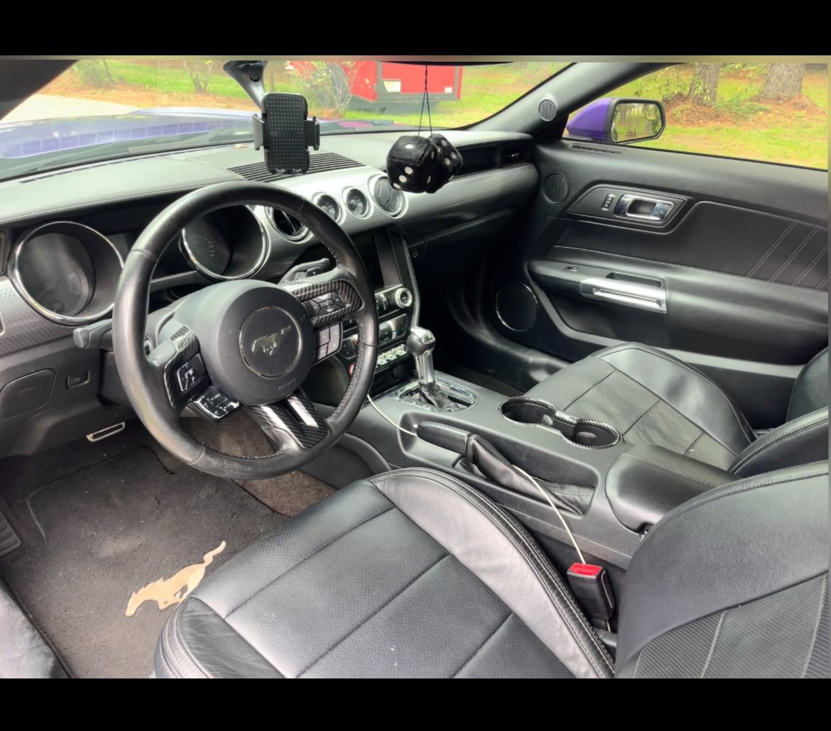 Used 2015 Ford Mustang Premium w/ Ecoboost Performance Package RWD image 11