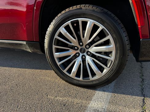 Used 2022 Jeep Grand Wagoneer Series III image 24