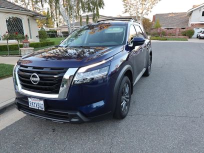 Used 2022 Nissan Pathfinder SV