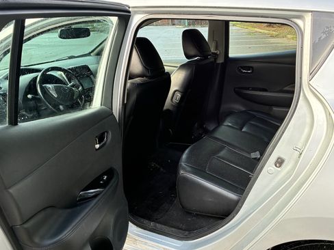 Used 2013 Nissan Leaf SL image 13