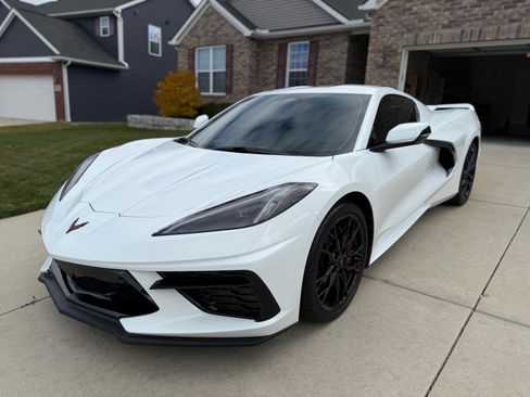 Used 2024 Chevrolet Corvette Stingray Preferred Cpe w/ Z51 Performance Package image 10