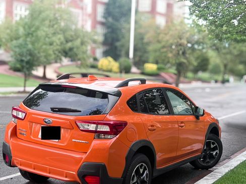 Used 2019 Subaru Crosstrek 2.0i Premium w/ Eyesight System AWD/4WD image 4