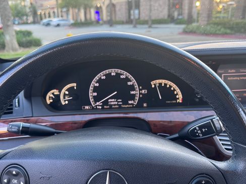 Used 2008 Mercedes-Benz S 550 image 10