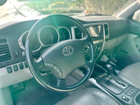 Used 2003 Toyota 4Runner Limited image 8