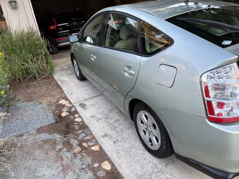 Used 2007 Toyota Prius FWD image 6