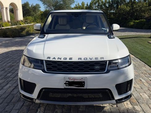 Used 2019 Land Rover Range Rover Sport HSE AWD/4WD image 4