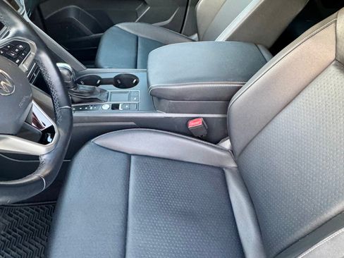 Used 2020 Volkswagen Atlas Cross Sport SE FWD image 15