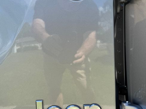 Used 2018 Jeep Wrangler Unlimited Sport S image 10