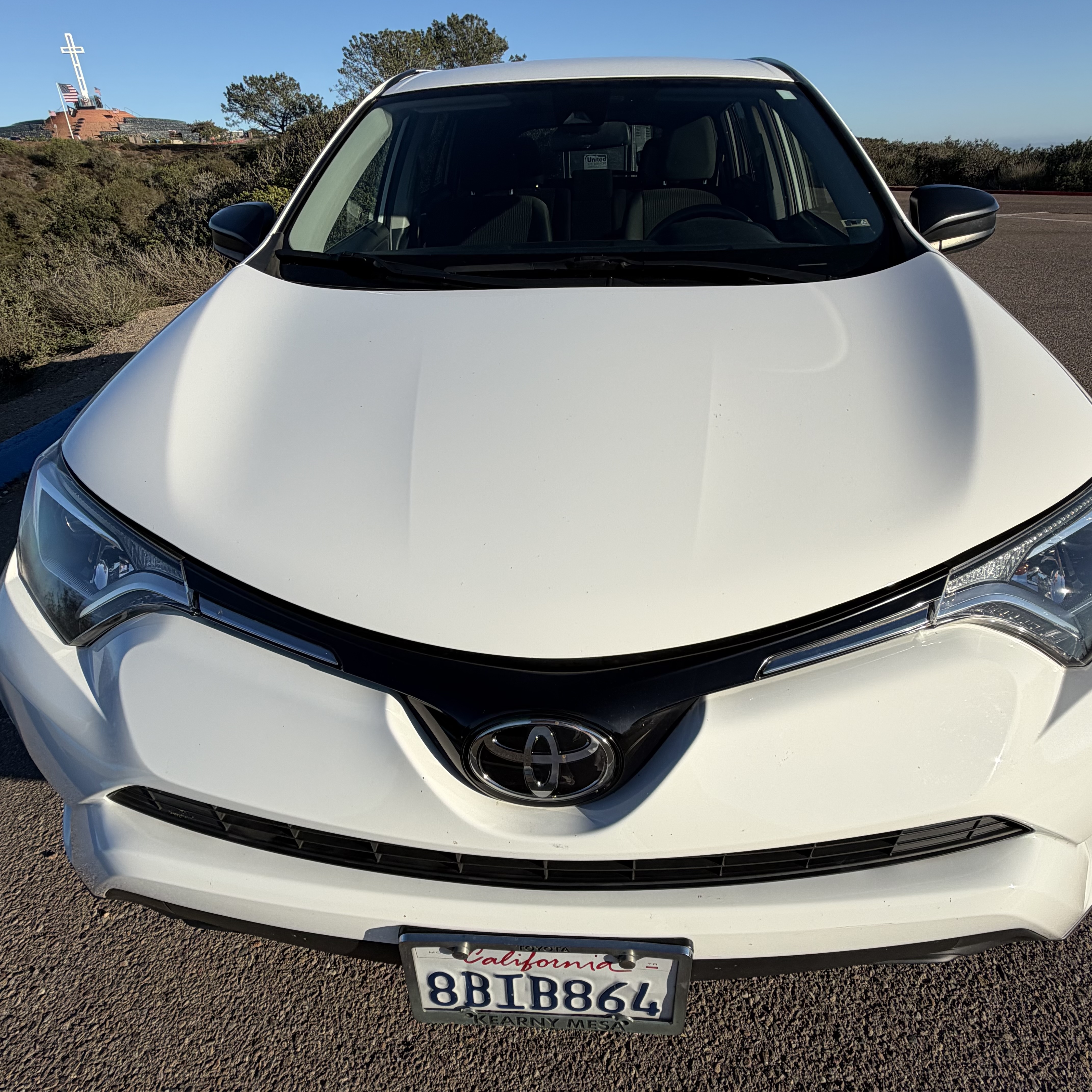 Used 2018 Toyota RAV4 LE w/ Carpet Mat Package FWD image 15