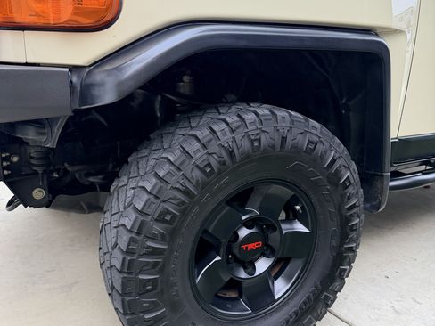 Used 2008 Toyota FJ Cruiser 4WD image 28