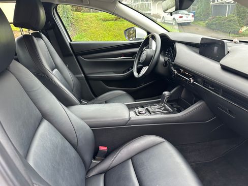 Used 2019 MAZDA MAZDA3 Sedan image 11